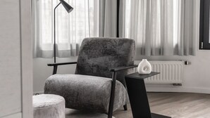 Luokittelematon kuva, 5 kautta 29, painike