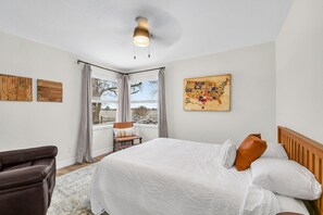 4 habitaciones, cuna de viaje, wifi gratis y ropa de cama
