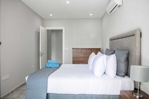 2 dormitorios, tabla de planchar con plancha, wifi y ropa de cama