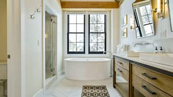 Bathtub, hair dryer, towels