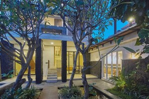 Exterior detail - KW2002-2 Bedroom Sea View Villa in Ketewel (Kecamatan Sukawati)