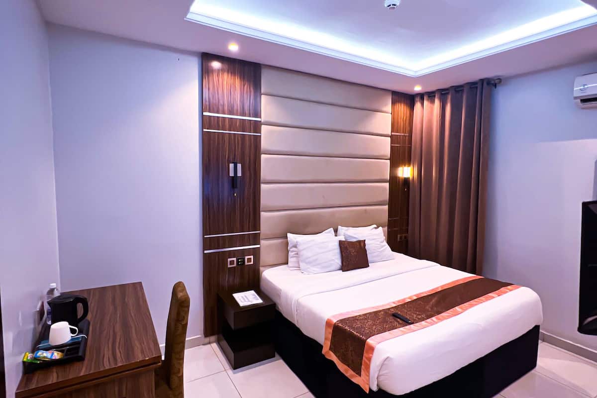 Business Single Room | 1 bedroom, desk, laptop workspace, free WiFi