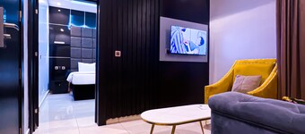 Entrust Hotel and Suites