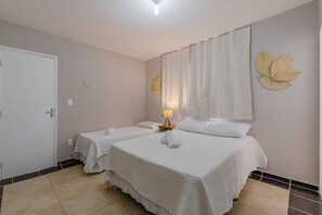 Basic-alpehytte | 4 soveværelser, gratis Wi-Fi