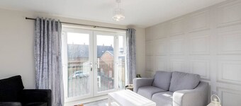 Avery House 1 by Blackstone SA