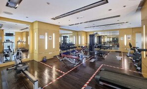 Gym - 403 Park Central (Dubai)