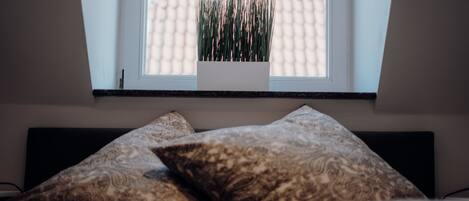 2 camere, una scrivania, Wi-Fi gratuito, lenzuola