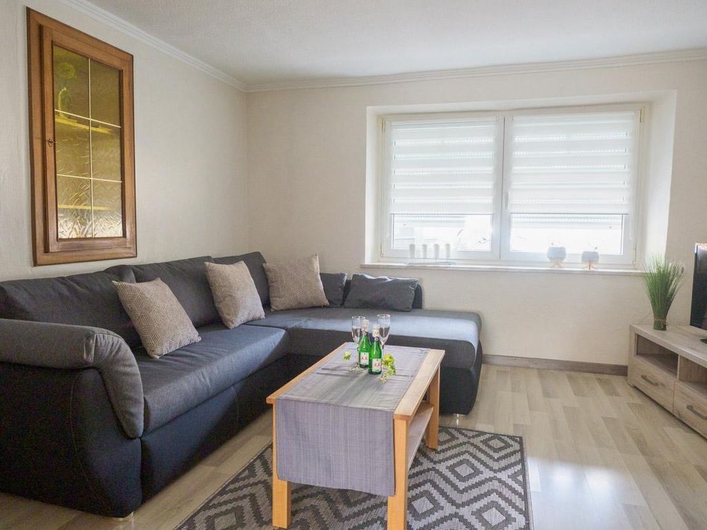 Vacation Home Gustav - 4-bed Vacation Home Shower/wc, 2 Bedrooms - Manderscheid