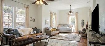 Charming home, downtown Mineral Wells