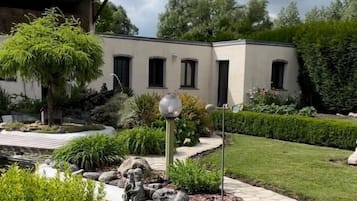 Enceinte de lâhĂ©bergement
