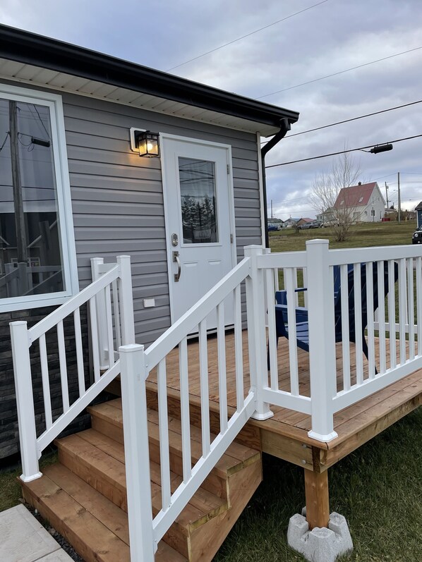 Exterior detail - Chapel Suites - King Suite (Souris)