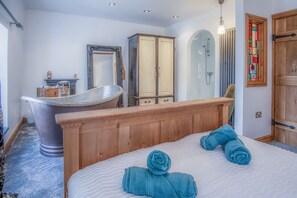 2 bedrooms, premium bedding, bed sheets - Sea View - 2 Bedroom Cottage - Wisemans Bridge (Saundersfoot)