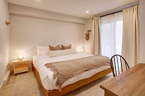 2 Schlafzimmer, Schreibtisch, Reisekinderbett, kostenloses WLAN