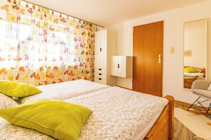 3 室のベッドルーム、WiFi