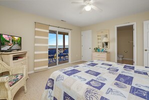 3 bedrooms, WiFi - Blue Chair Bay - Waterfront townhome w/ Fishing pier! (Chincoteague Island)