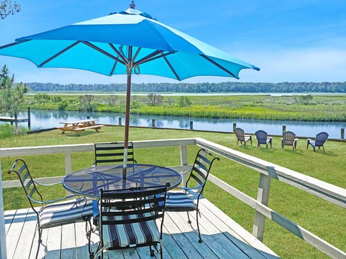 Conch Shell | Piney Island Waterfront w/ Wraparound Deck, Lighthouse Views & Boat-Friendly Access