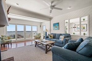 TV - Dragonfly Point - Waterfront home w boat dock & deck! (Chincoteague Island)