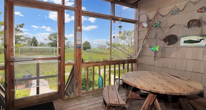 Misty's Thicket - Water access; Screened porches!