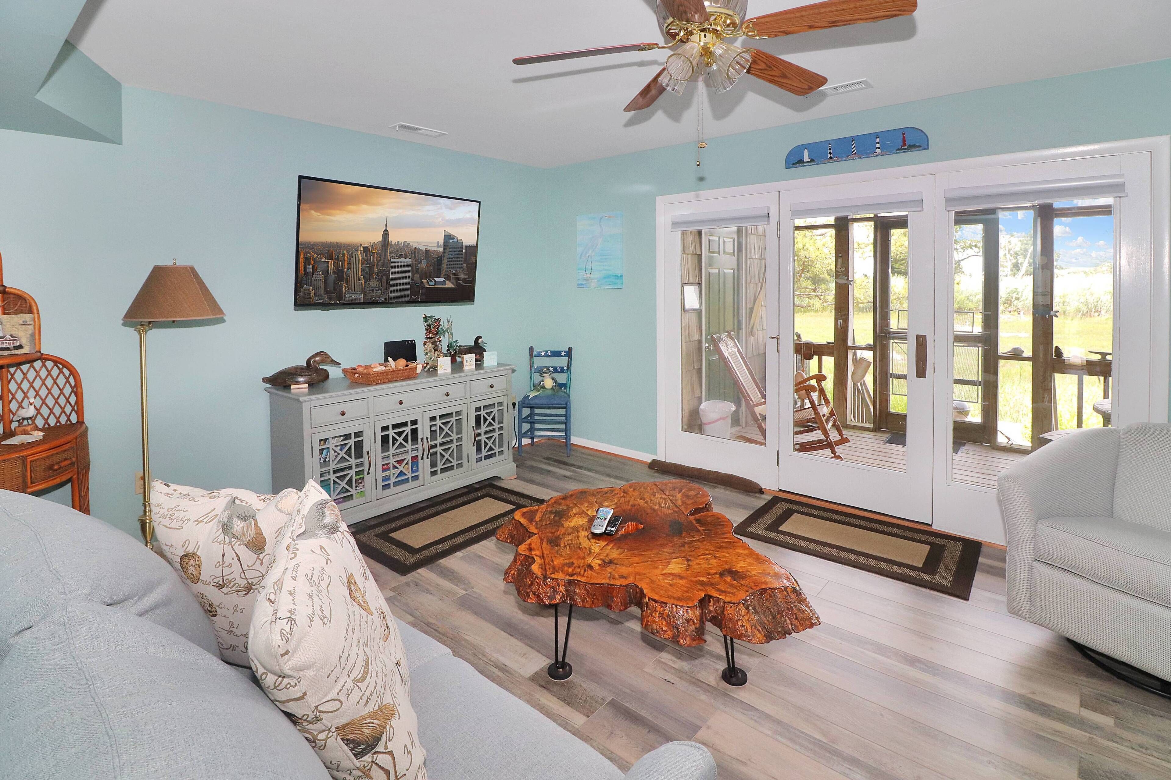 Misty's Thicket | Private Pier + 2 Screened Porches, Water Views, Cozy Townhome - Chincoteague, VA