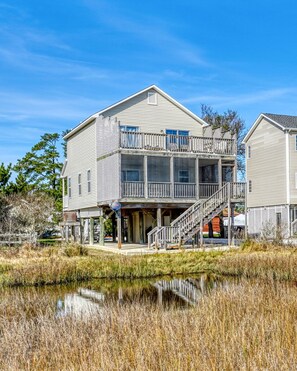 Exterior - Moon Rising - Waterfront; Shared dock! (Chincoteague Island)