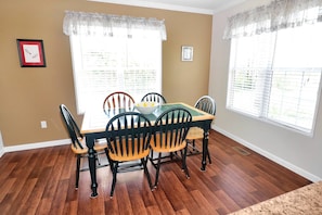 Dining - My Island Escape | Luxury New Home, Gourmet Kitchen, Soaking Tub, Deck Retreat Near North Main (Chincoteague Island)