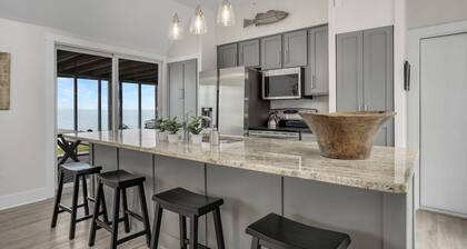 Poole's Cove | Waterfront Main Street Retreat Fully Renovated w/ Rooftop Lounge & Artistic Charm