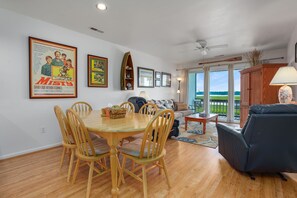 Interior - Stingray - Waterfront; Waterside balcony! (Chincoteague Island)