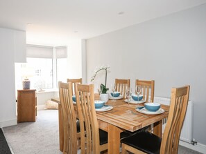 Cottage | Interior - Bodwena (Moelfre)