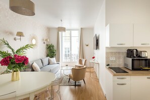 Smart TV - Merveil - Family Suite - Marais - Martin IV (Paris)