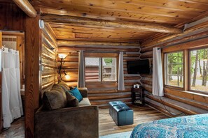 Schreibtisch, Bügeleisen/Bügelbrett, kostenloses WLAN, Bettwäsche