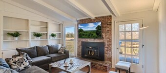 Huge Rustic Farmhouse | Game Rm, Fire Pit, BBQ!-TA