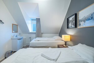 Camera Basic con 2 letti singoli, bagno condiviso | Wi-Fi gratuito, lenzuola