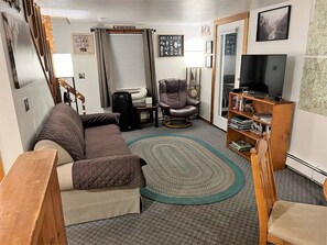 Smart TV, books, offices