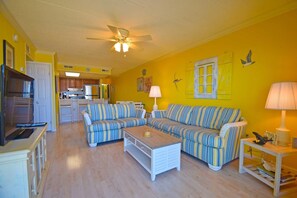 Appart'hôtel, 2 chambres | Coin séjour