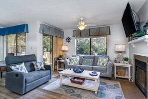 Villa, 2 habitaciones | Área de sala de estar