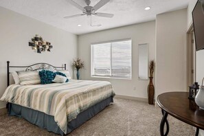 3 bedrooms, desk, iron/ironing board, travel cot
