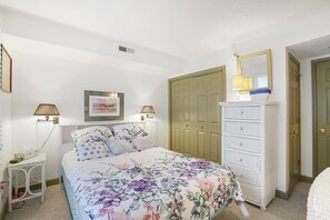 Leilighet, 1 soverom | 1 soverom, strykejern/-brett og wi-fi (inkludert)