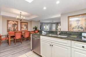 Condo, 3 Bedrooms | Private kitchen | Fridge, oven, coffee/tea maker, toaster - Splendid 3 bedroom, 3 bath condo - 408 Royale Palms 3 Condo (Myrtle Beach)