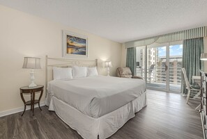 Condo, 3 Bedrooms