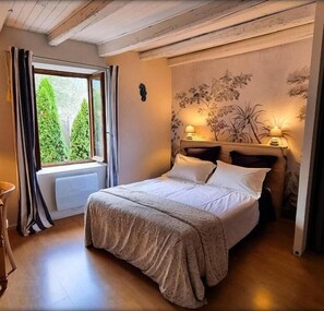 1 bedroom, free WiFi, bed sheets - Les Jardins de Kuz (Bernin)