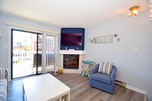 Stadtwohnung, 2 Schlafzimmer | Wohnbereich