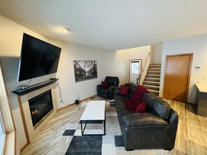 Smart TV, fireplace, computer monitors, printers