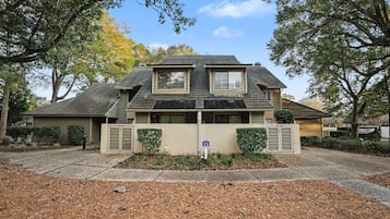 Villa, 3 Bedrooms | Exterior