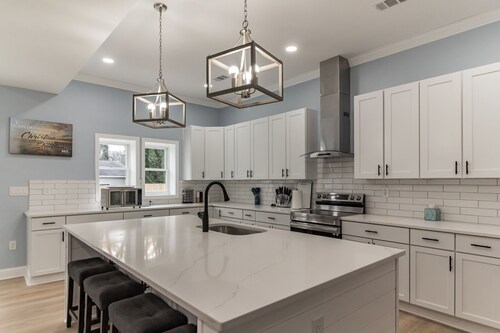 House near Patapsco River 2700 square feet