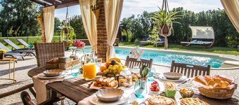 Villa Tania with pool in Jesolo