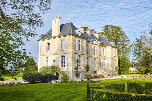 Chateau De La Serenite