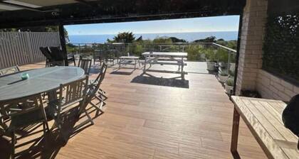 Oceanview Loft by Peppy Beach Retreats® (6 Adults), Oceanview Loft