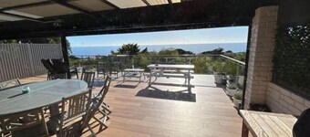 Oceanview Loft by Peppy Beach Retreats® (6 Adults), Oceanview Loft