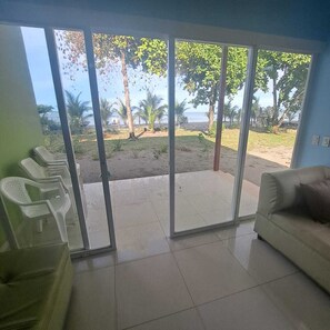 Vila | Pemandangan pantai/laut