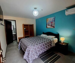 Deluxe Room | Free WiFi, bed sheets